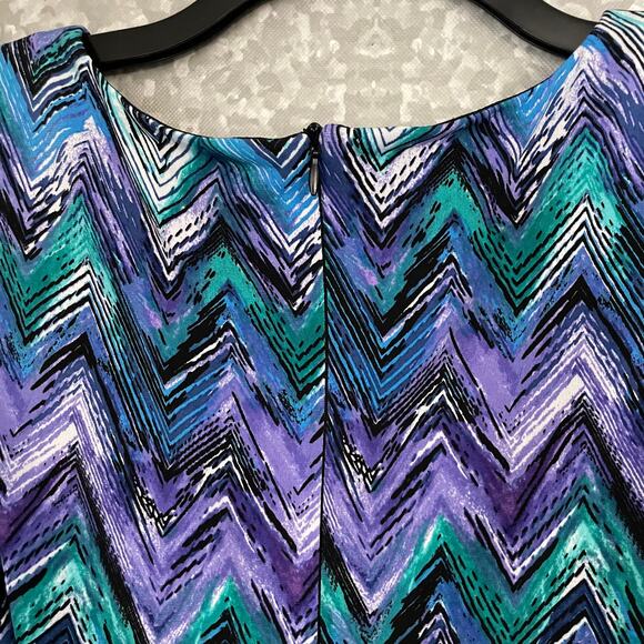 Connected Apparel Blue Chevron Sleeveless Jumpsuit - Size 8 - Silver Neck Accent - Picture 6 of 7